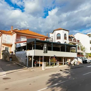 Pansion Cirjak Gostinjska kuća